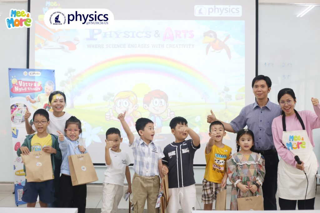 Hãy tận dụng những cơ hội học tập, khám phá, và hãy luôn đồng hành và khuyến khích trẻ trên hành trình vươn tới thành công và sự phát triển toàn diện.